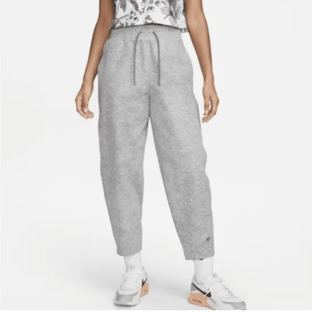 Nike Women's Athletic Pants